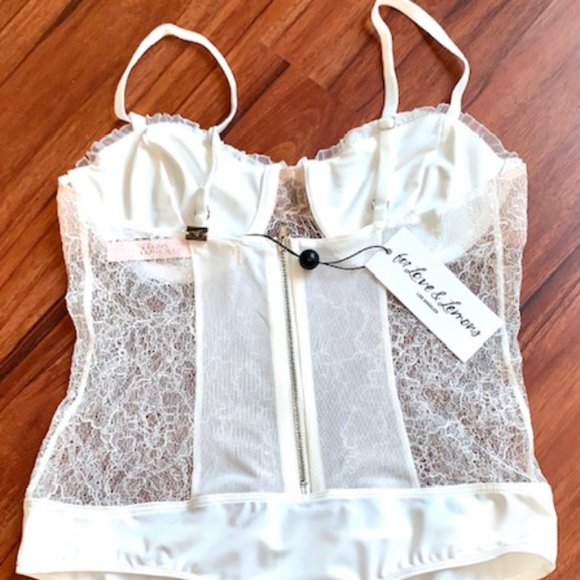 FOR LOVE & LEMONS WHITE LACE FEMININE BODYSUIT, S - Picture 8 of 8